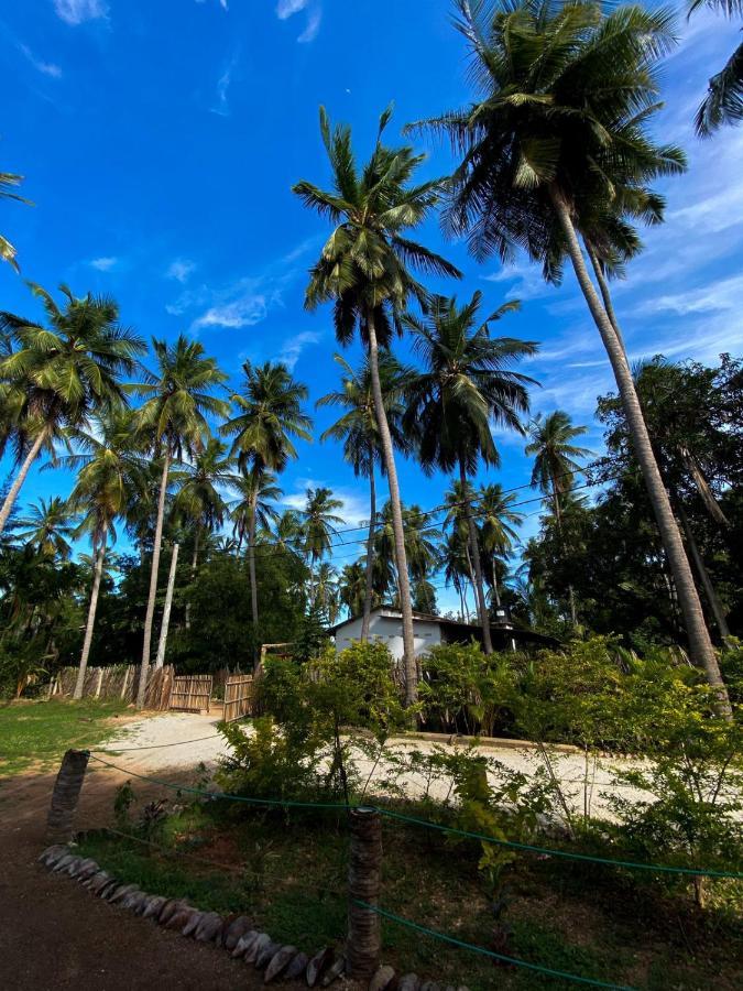 Elena Garden Resort And Restaurant Trincomalee Luaran gambar