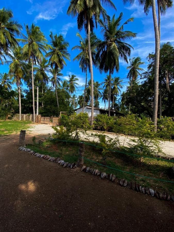 Elena Garden Resort And Restaurant Trincomalee Luaran gambar