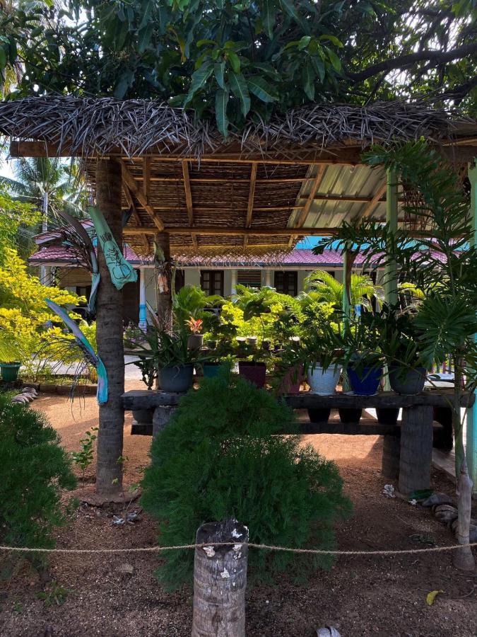 Elena Garden Resort And Restaurant Trincomalee Luaran gambar